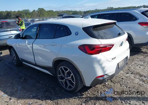 2022 BMW X2 Sdrive28I z USA, uszkodzony, nr VIN WBXYH9C08N5U28178